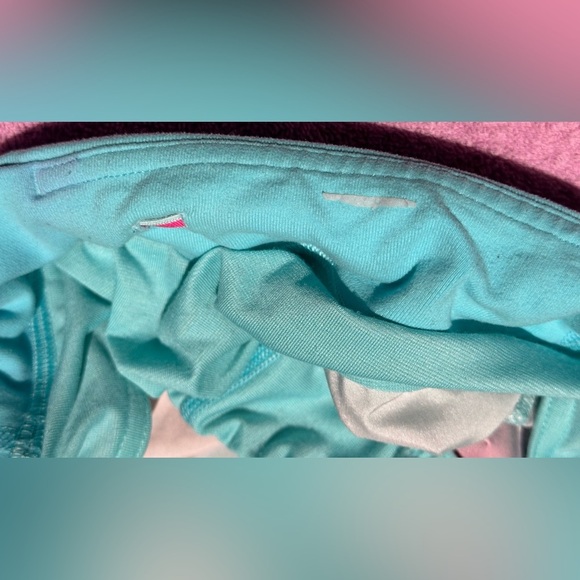 Ivivva: Girls Shorts- Size 12 - Picture 8 of 9